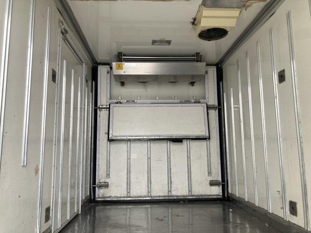 2012 Freezer Truck Mitsubishi Fuso Canter SKG-FBA20 - Image 8