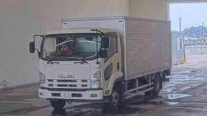 2010 Van Wing Isuzu Forward PKG-FRR90S2