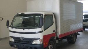 2011 Van Wing Toyota Dyna BKG-XZU454