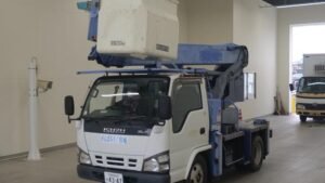 2007 Aerial Platform Isuzu Elf PB-NKR81N