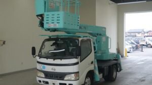 2004 Aerial Platform Hino Dutro PB-XZU301E
