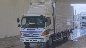 2011 Van Wing Hino Ranger SKG-FD7JLAG