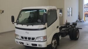 2004 Chassis Truck Hino Dutro PB-XZU331M