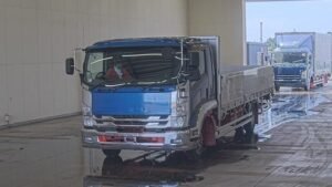 2016 Flat Body Isuzu Forward TKG-FRR90S2