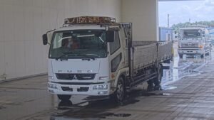 2013 Flat Body Mitsubishi Fuso Fighter TKG-FK61F
