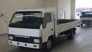 1989 Flat Body Mitsubishi Fuso Canter P-FE437F