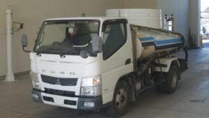 2015 Tank Truck Mitsubishi Fuso Canter TKG-FEA50