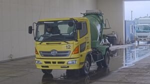 2010 Concrete Mixer Hino Ranger BDG-FC7JCWA