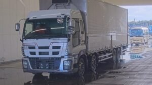 2010 Van Wing Isuzu Giga LKG-CYJ77A