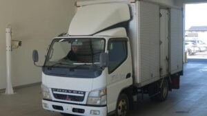 2004 Van Wing Mitsubishi Fuso Canter KK-FG72EC