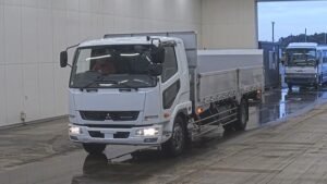 2015 Flat Body Mitsubishi Fuso Fighter QKG-FK62FZ