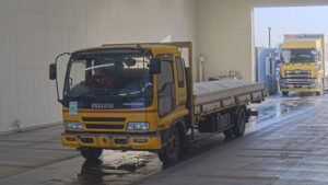 2004 Flat Body Isuzu Forward KK-FRD33L4