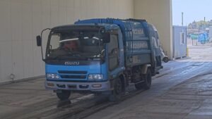 2002 Garbage Truck Isuzu Forward KK-FRR35D4S