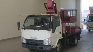 2011 Aerial Platform Isuzu Elf BKG-NKR85N