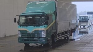 2013 Van Wing Isuzu Forward TKG-FRR90T2