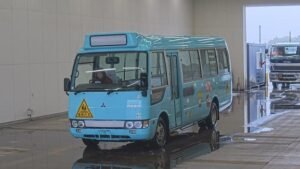 2002 Bus Mitsubishi Fuso Rosa KK-BG64EG