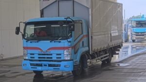 2010 Van Wing Isuzu Forward PKG-FRR90S2