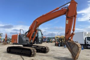 2009 Excavator HITACHI ZX225USRLC K-3
