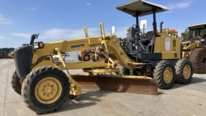 Motor Grader KOMATSU GD405A-3