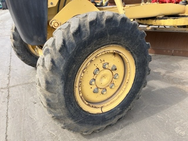 Motor Grader KOMATSU GD405A-3 - Image 8