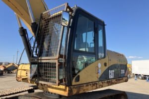 2008 Excavator CATERPILLER 320D