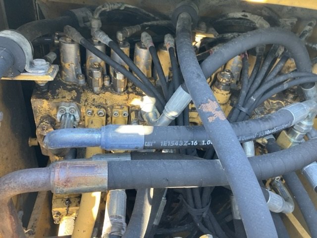 2008 Excavator CATERPILLER 320D - Image 25