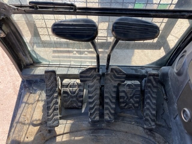 2008 Excavator CATERPILLER 320D - Image 29