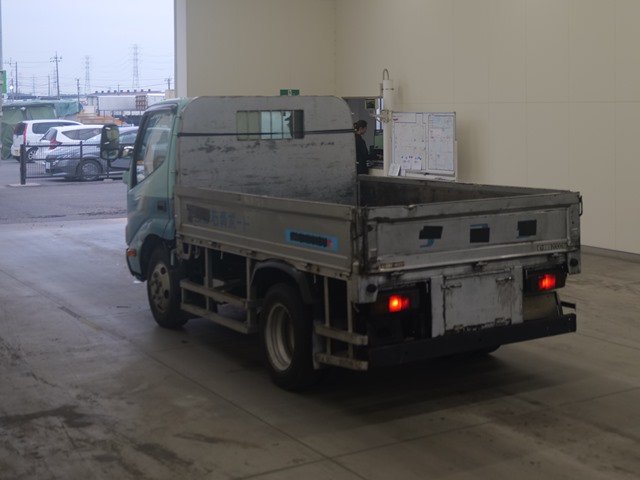 2012 Hino Dutro TKG-XZU605M - Image 3