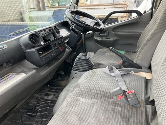 2012 Hino Dutro TKG-XZU605M - Image 7