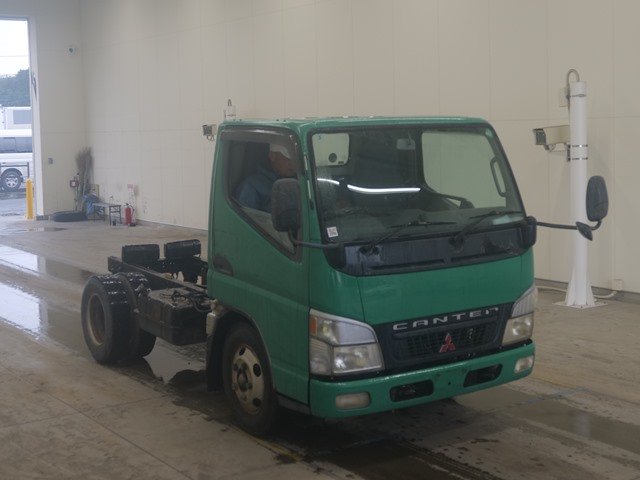 2003 Chassis Truck Mitsubishi Fuso Canter KK-FE73EB - Image 2