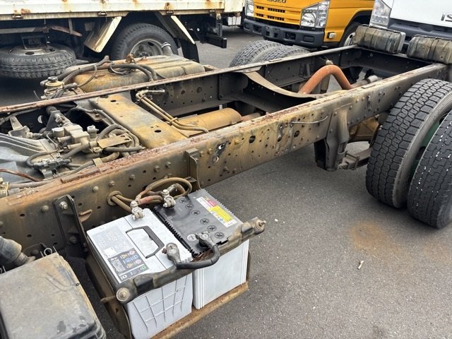 2003 Chassis Truck Mitsubishi Fuso Canter KK-FE73EB - Image 13