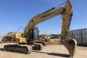 Excavator CATERPILLER 320D