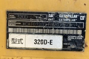 Excavator CATERPILLER 320D
