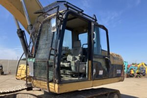 Excavator CATERPILLER 320D