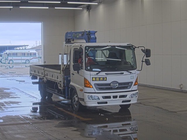 2015 Crane Truck Hino Ranger TKG-FC9JKAA - Image 2