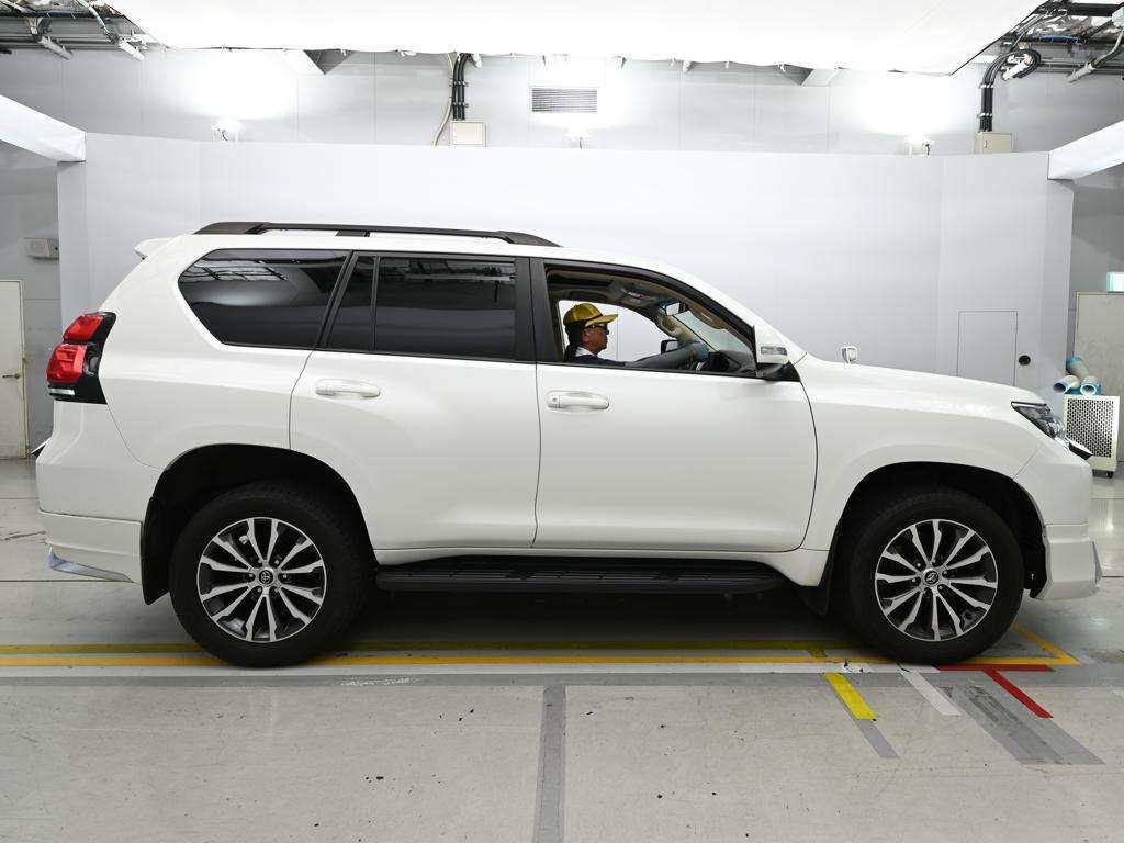 2021 SUV TOYOTA LAND CRUISER PRADO GDJ150W - Image 3
