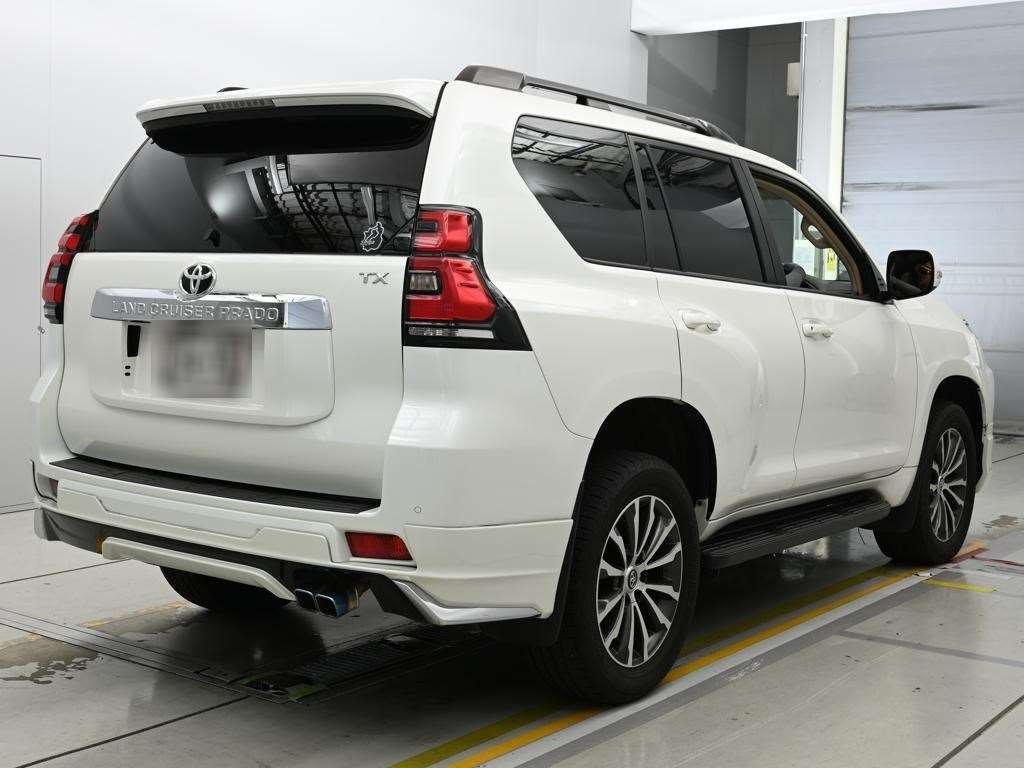 2021 SUV TOYOTA LAND CRUISER PRADO GDJ150W - Image 2