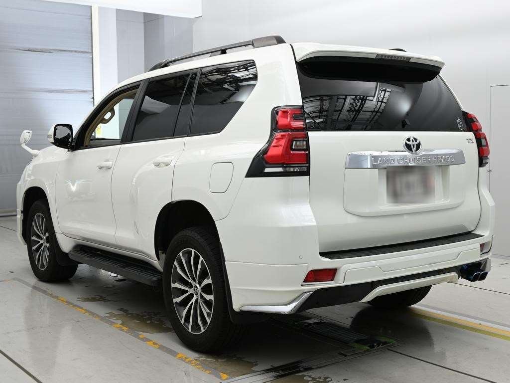 2021 SUV TOYOTA LAND CRUISER PRADO GDJ150W - Image 6