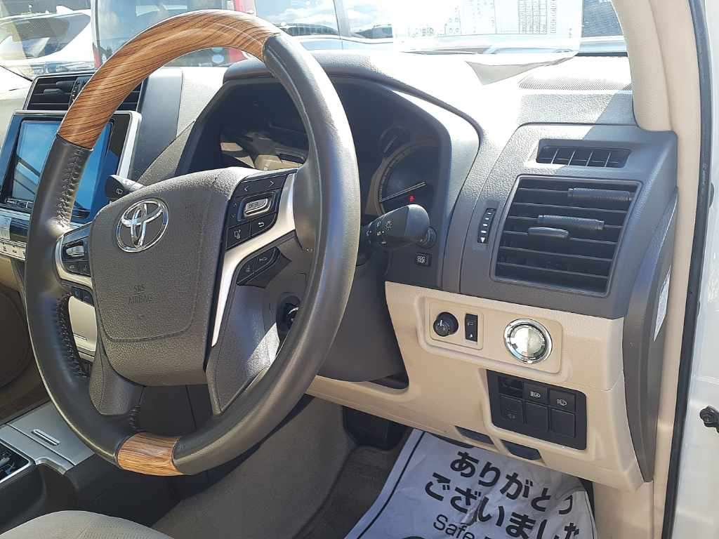 2021 SUV TOYOTA LAND CRUISER PRADO GDJ150W - Image 9