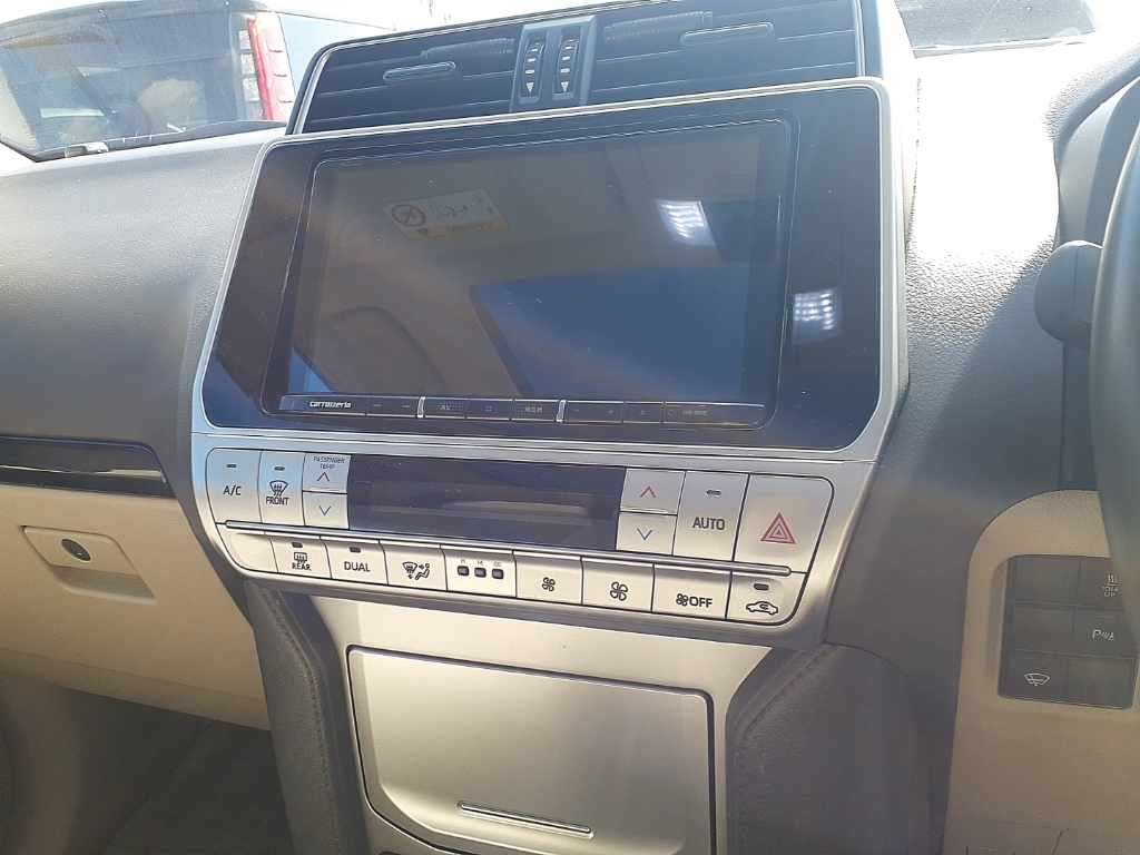 2021 SUV TOYOTA LAND CRUISER PRADO GDJ150W - Image 12