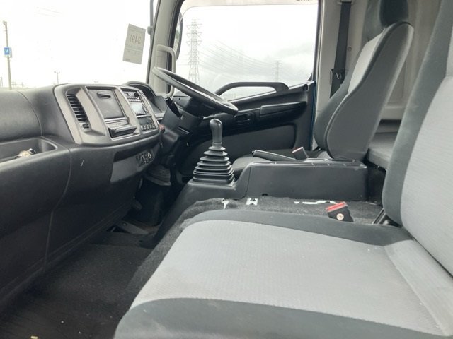 2017 Chassis Truck Hino Ranger TKG-FD9JLAA - Image 7