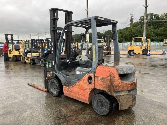 2021 Forklift Toyota 02-8FD25 - Image 4