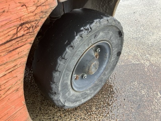 2021 Forklift Toyota 02-8FD25 - Image 9