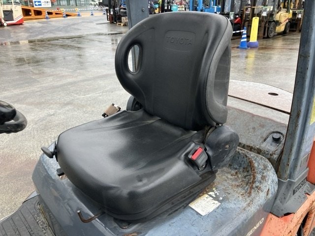 2021 Forklift Toyota 02-8FD25 - Image 18
