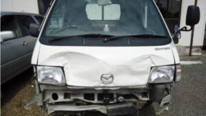 2001 MAZDA BONGO Flate Body Truck SK82T GL