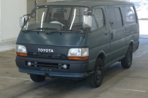 1995 TOYOTA HIACE VAN U-LH119V