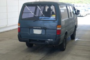 1995 TOYOTA HIACE VAN U-LH119V