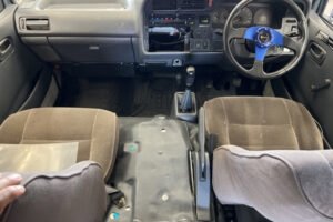 1995 TOYOTA HIACE VAN U-LH119V