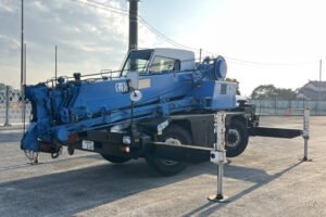 Rough Terrain Crane KATO KRM13H