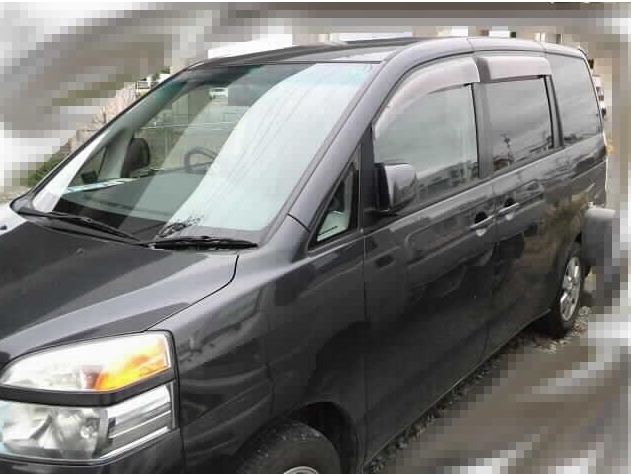 2002 TOYOTA VOXY TAAZR60G V